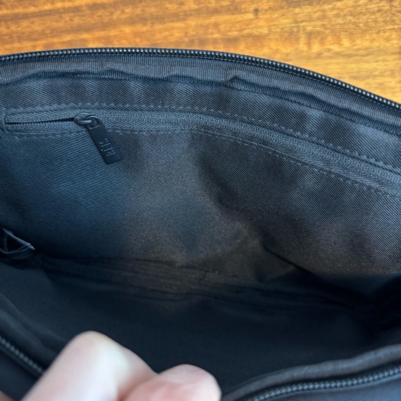 Beis baby wipe holder bag - Picture 6 of 8